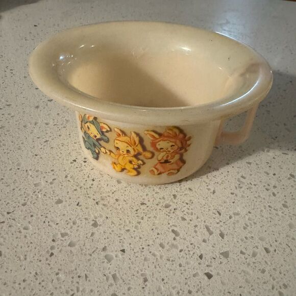 Other - Vintage 1940's tots trainer plastic potty cream three bunnies 7" x 3"